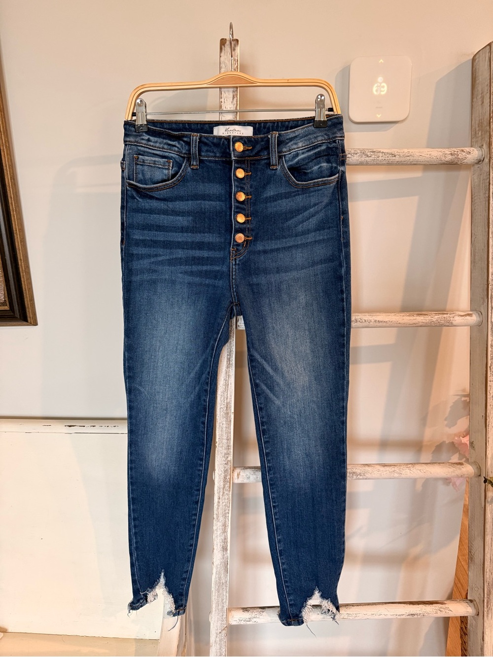 KanCan High Rise Button Fly Raw Hem Super Skinny Jeans Dark Wash Size 28 EUC